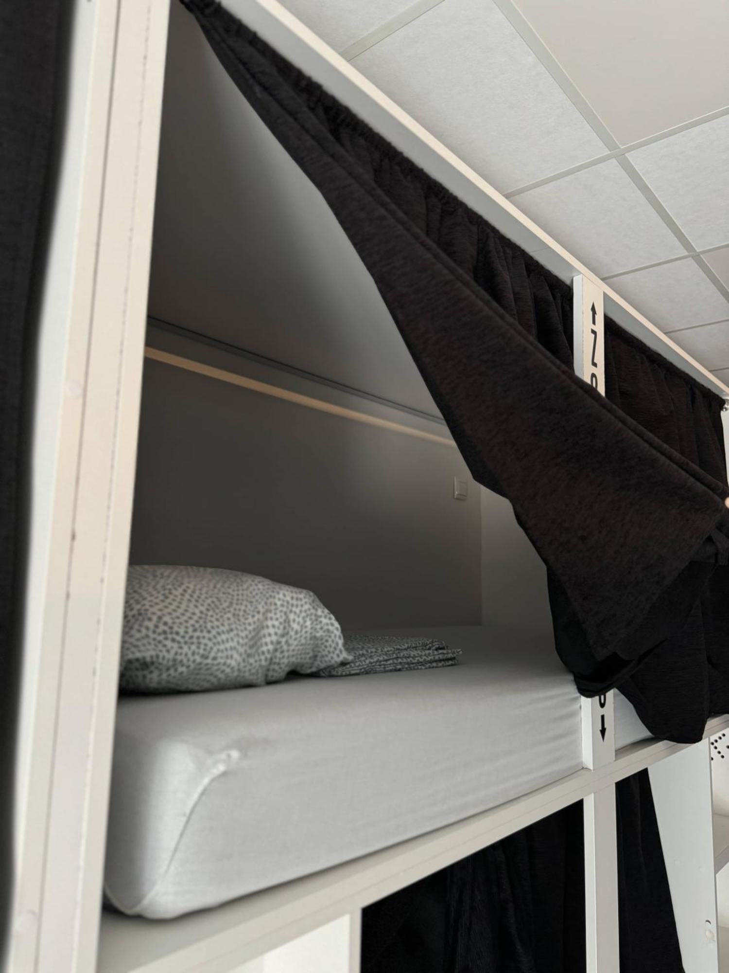 Naap Hotel Valencia Eksteriør billede